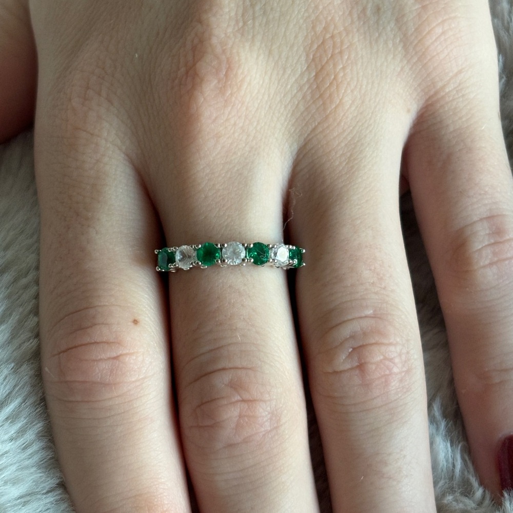 Sterling Silver CZ & Simulated Emerald Ring Size 9.25